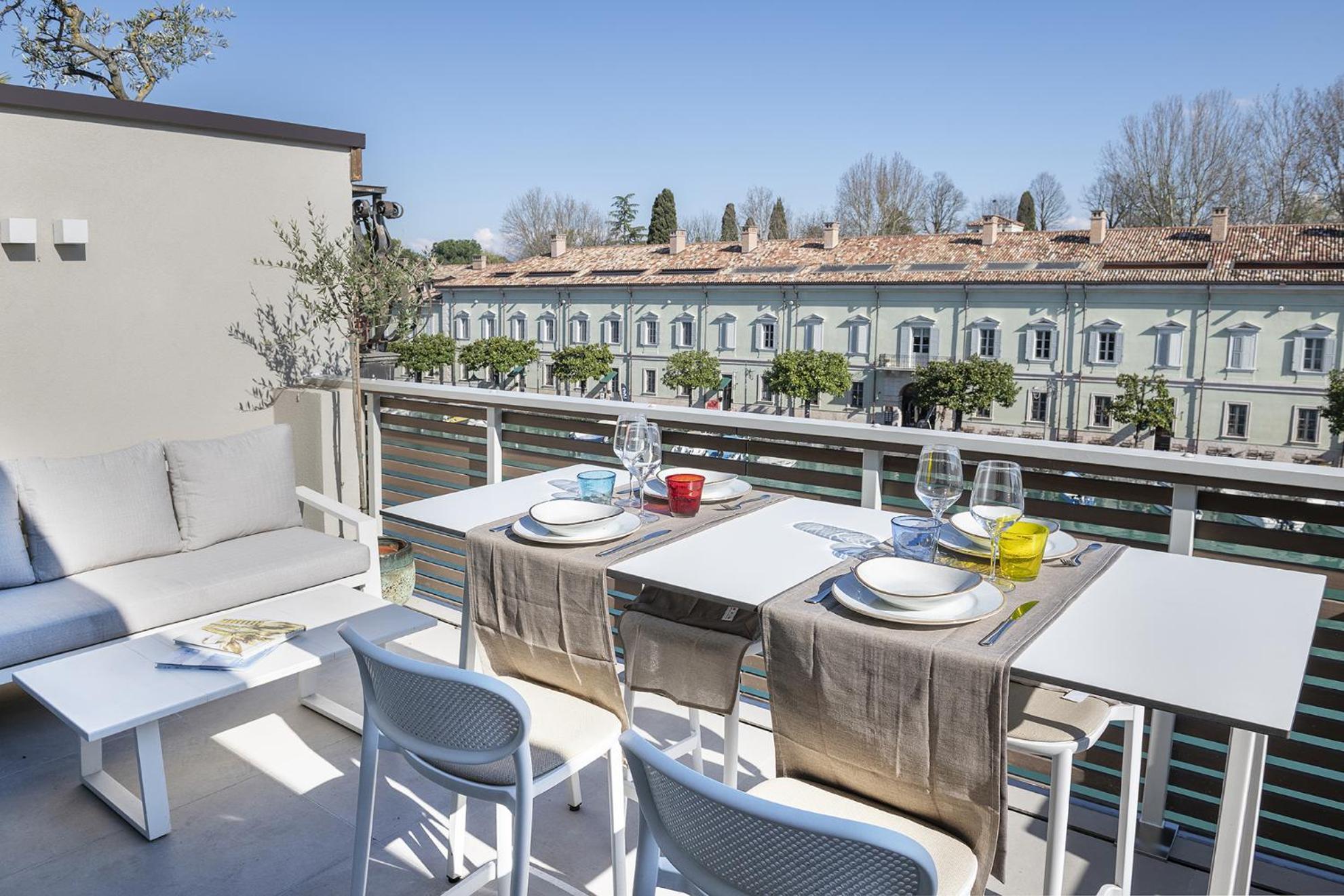 Palazzo Cordigero - Apartments Peschiera del Garda Exterior foto